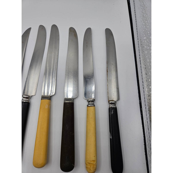 Bakelite Silverware Knives Mixed Lot 13 Various Colors Conditions Stainless - Picture 6 of 11